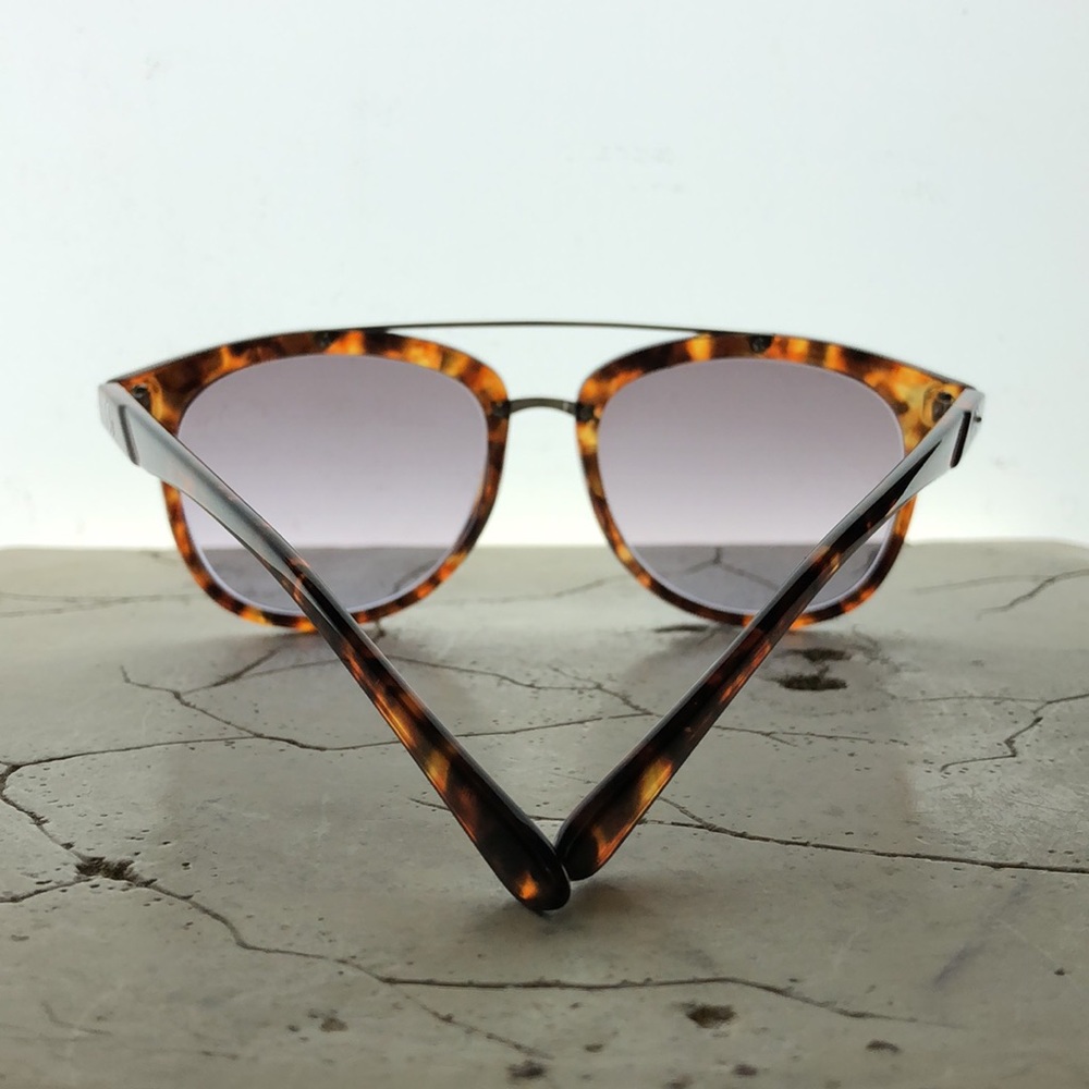 Oleg Cassini Round Tortoise Shell Cat Eye Frame T… - image 4